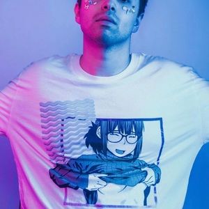 NWOT Vapor95 Private Moment Anime Girl Shirt S